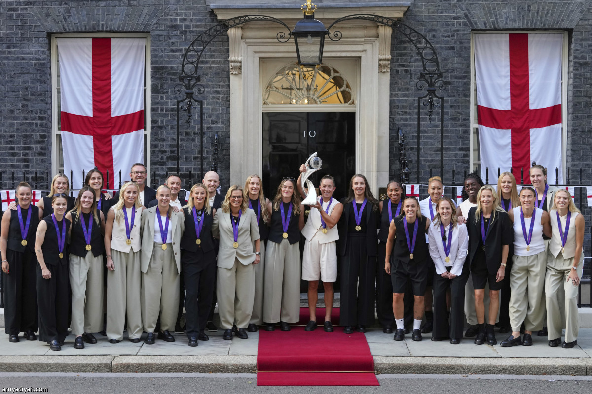 سيدات إنجلترا.. استقبال الأبطال