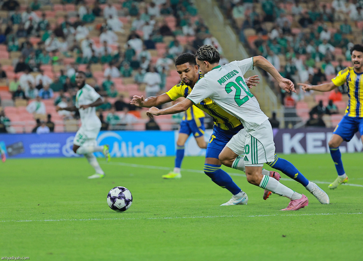 حامل اللقب يتألق