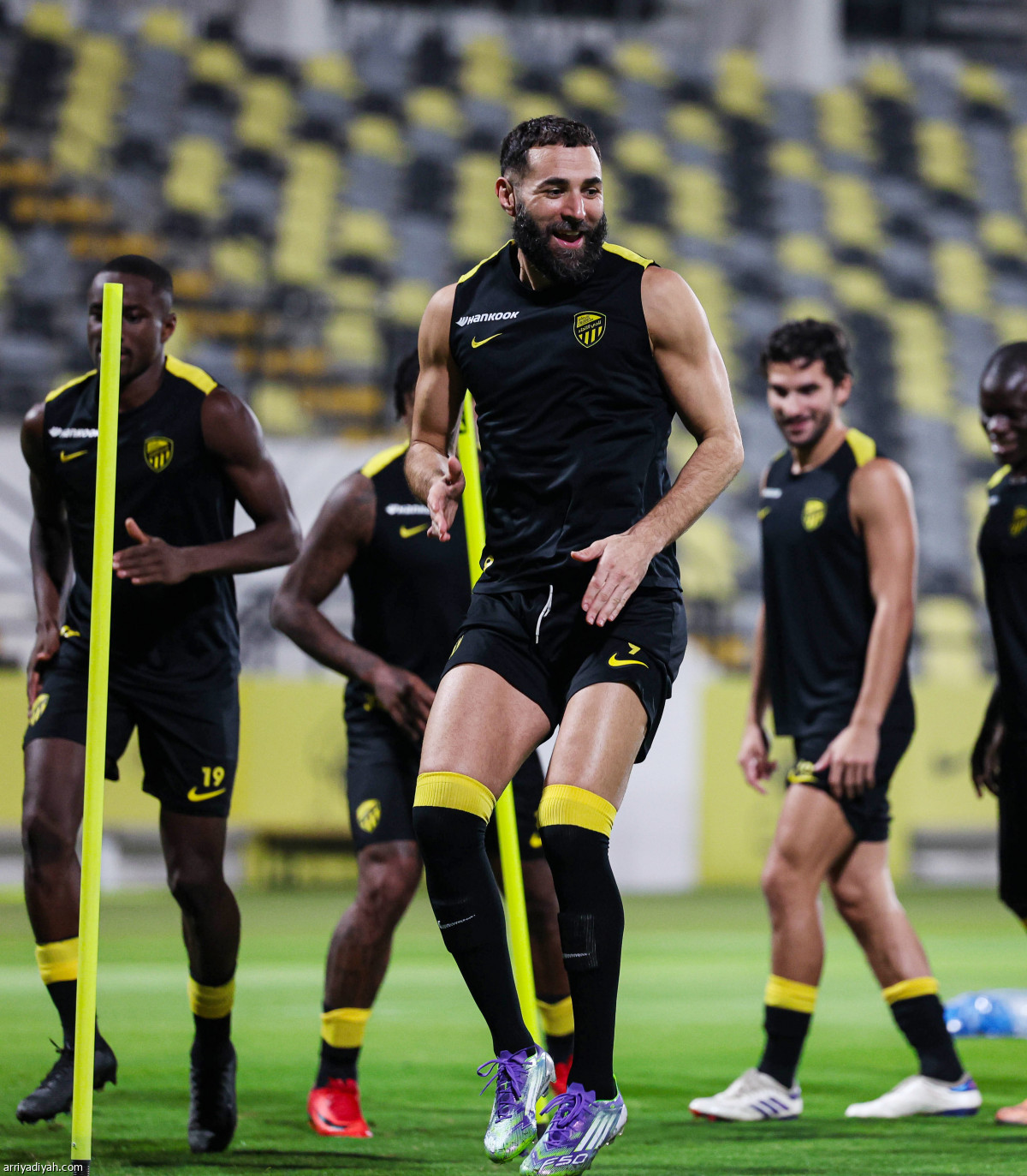 الاتحاد يتأهب