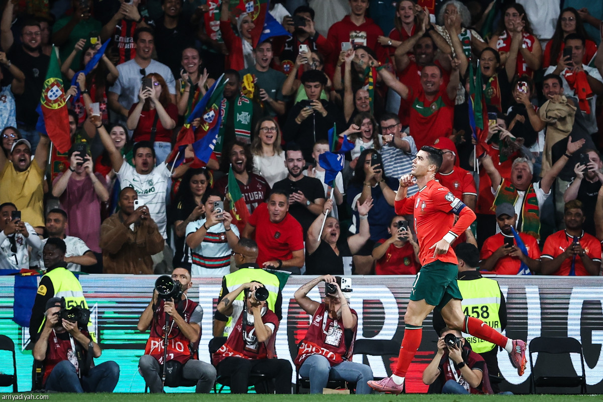 رونالدو.. 948 هدفا