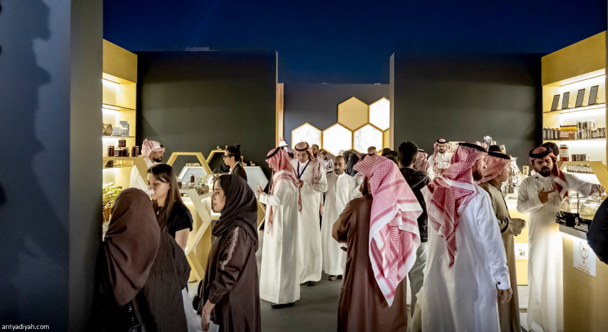 «الوليمة».. أطباق وفلكلور