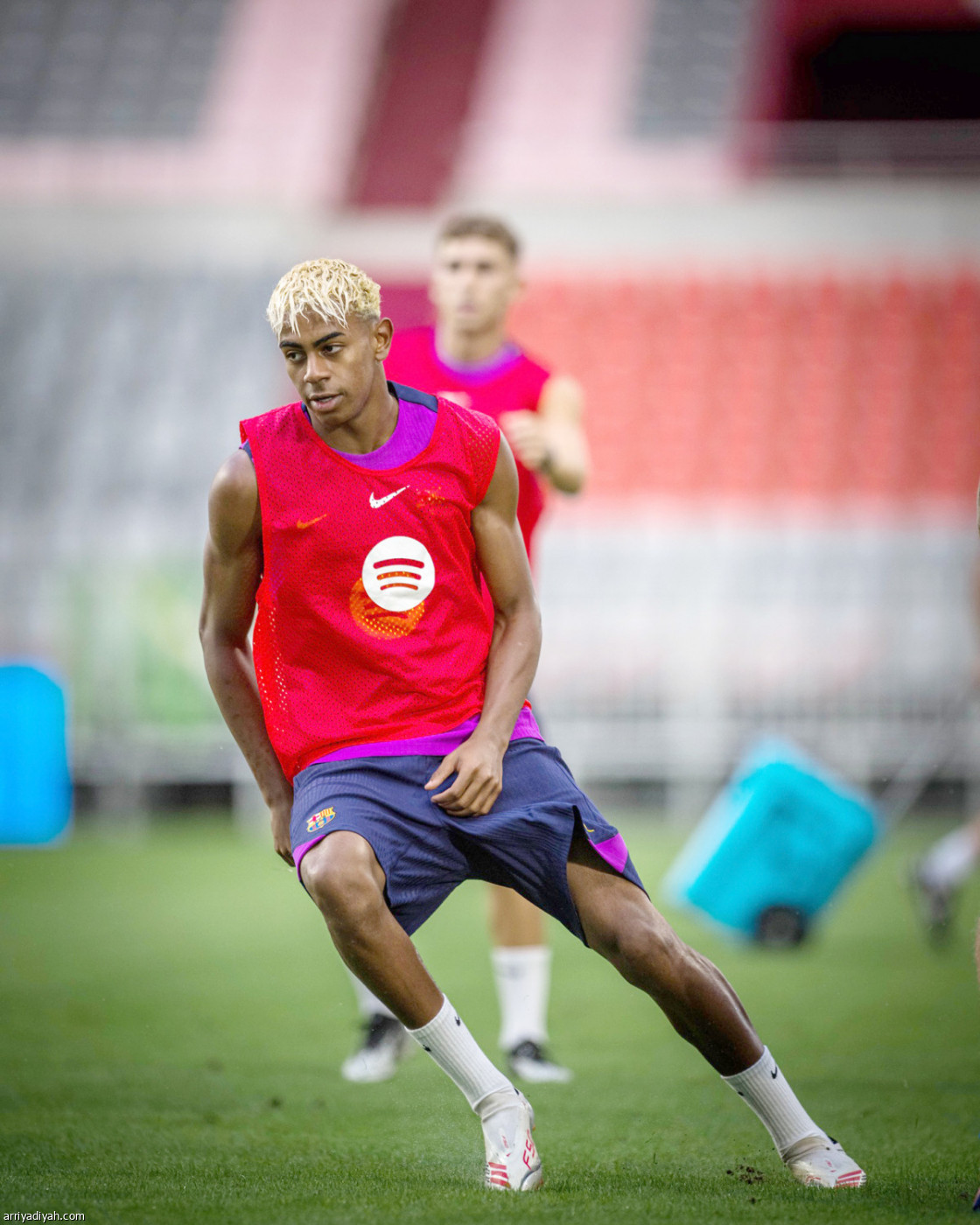 برشلونة في اليابان